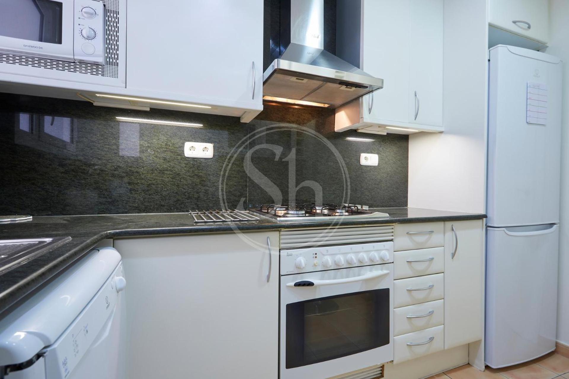 Piso Familiar Cerca De Diagonal Apartamento *